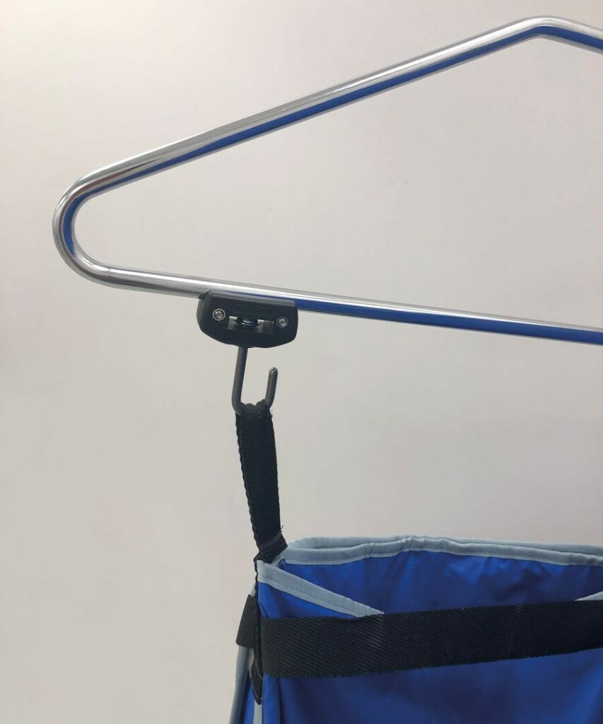 Kilt/skirt hooks Kenex