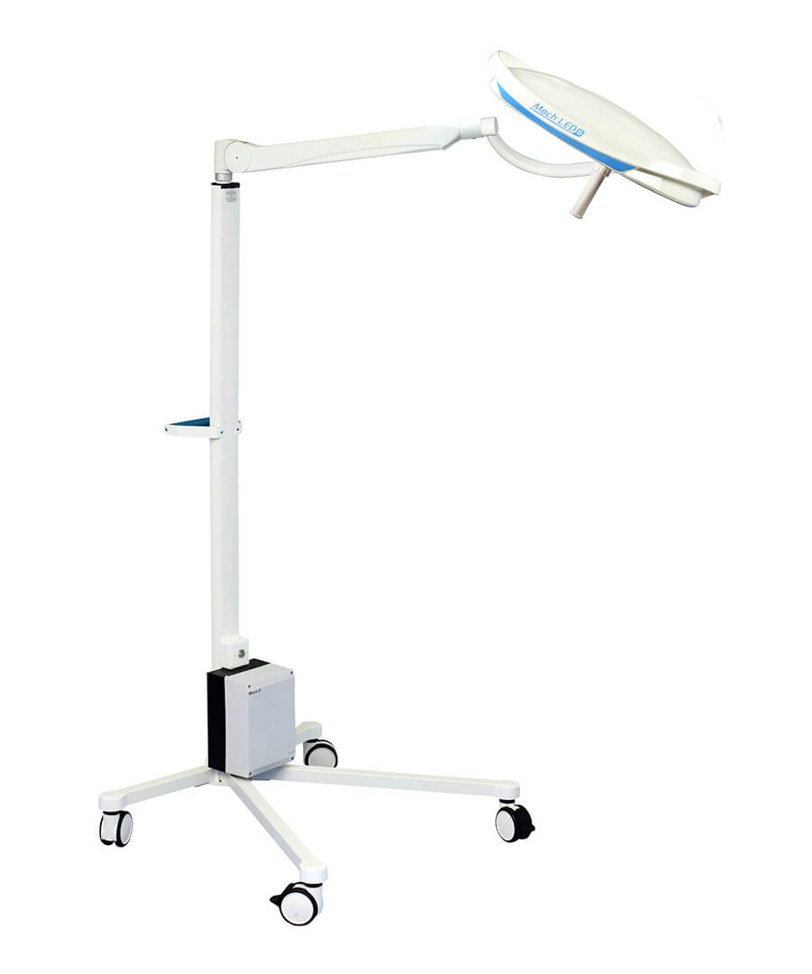 Mobile surgical lamp on a four legged base